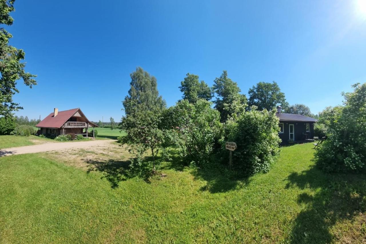 Вилла "Ziedkalni" Бирини Экстерьер фото